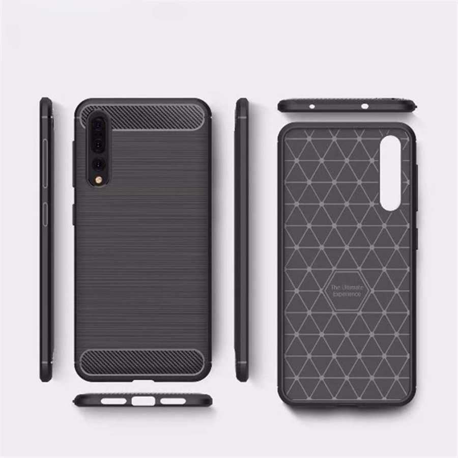 Huawei P20 Pro ile Uyumlu Kamera Korumalı Darbe Önleyici Carbon Brushed Silikon Kılıf